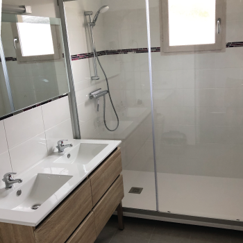 transformation-salle-de-bain-baignoire-en-douche-reno-services-david-r02400-chateau-thierry